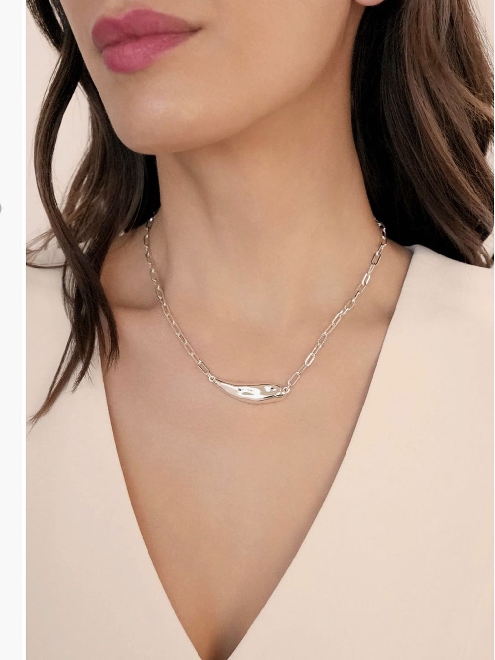 NEW ETTIKA Silver Necklace with Polished Curve Pendant  1 available !